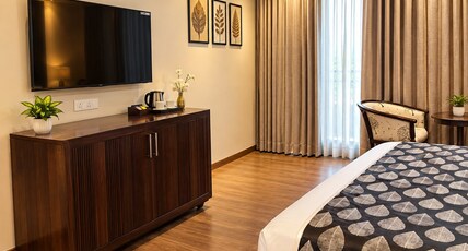 Signature Stayz Premium Room Type - Super Premium Room with Balcony