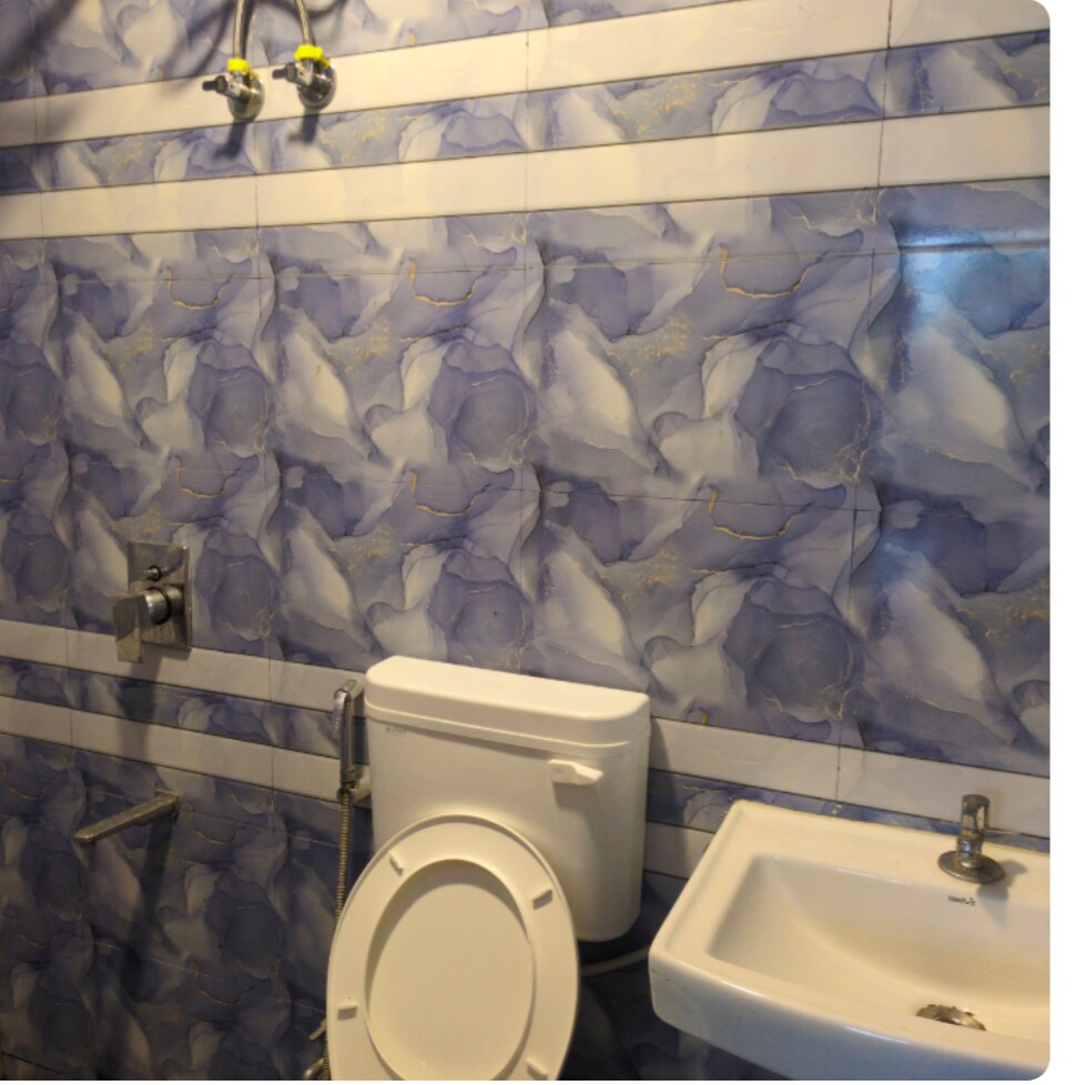 luxurious 2 bhk with 2 baywindows for 6 ppl - Tap to explore photos