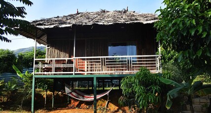 Koomankolly Heritage Retreat | A Forest Stay Room Type - Premium Hut Balcony