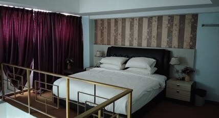 Collection O Near Tanjung Batu Formerly 4orty Inn Room Type - Executive Suite