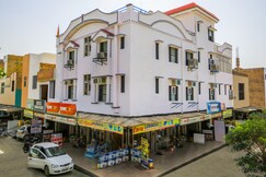 Hotel Rukmani Palace