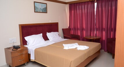 Hotel Isha, Talegaon Dabhade Room Type - Super Deluxe Non AC Room