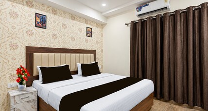 Super Townhouse JSS University Bus Stop RR Nagar Formerly Prime Bliss Room Type - Deluxe with Balcony Super Townhouse JSS University Bus Stop RR Nagar Formerly Prime Bliss Room Type - Deluxe with Balcony