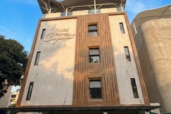 Hotel The Grand Crysta