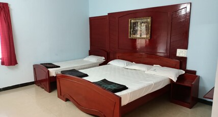 Golden Lake View Resorts Room Type - Deluxe Room With Twin Bed