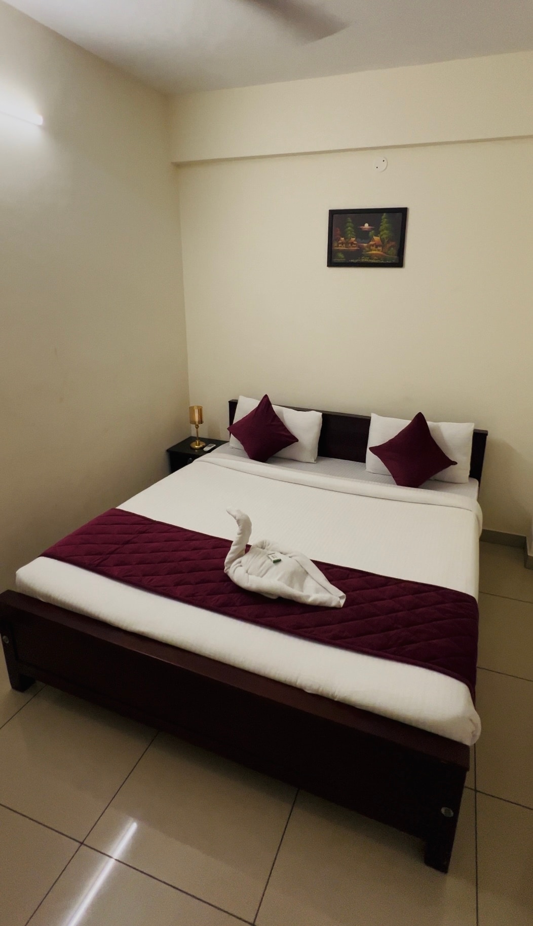 Emar Suites and Rooms - Tap to explore photos