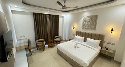 Ivory Hills Room Type - Deluxe Room