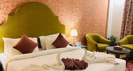 Hotel Kamal Palace Room Type - PREMIUM ROOM with SMART LED TV (2 HOURS EARLY CHECK-IN) NON SMOKING ROOMS