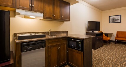 BEST WESTERN PLUS PEORIA Room Type - Suite-1 King Bed, Non-Smoking, Separate Bedroom, Pillow Top Mattress, Kitchenette, Sofabed, Full Bre BEST WESTERN PLUS PEORIA Room Type - Suite-1 King Bed, Non-Smoking, Separate Bedroom, Pillow Top Mattress, Kitchenette, Sofabed, Full Bre