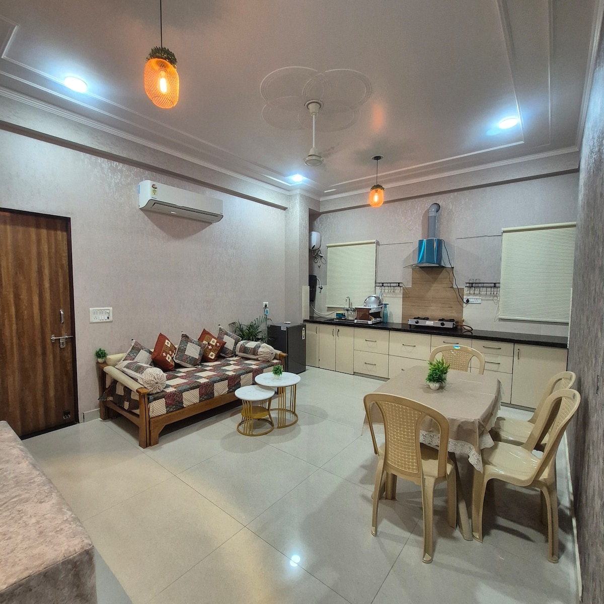 Private 1 bhk flat | 2km from Airport | Peaceful - Tap to explore photos