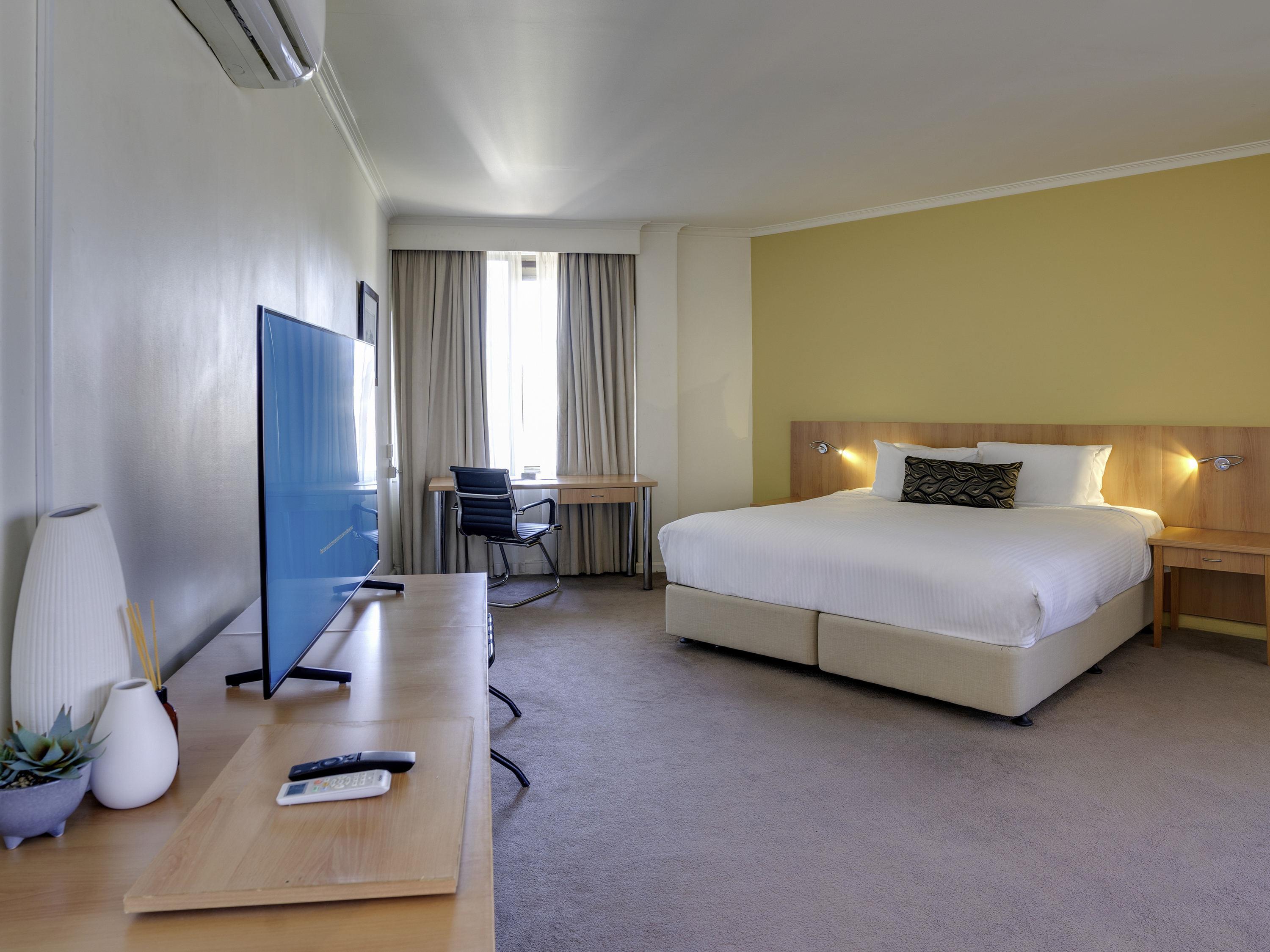Mercure North Melbourne - Tap to explore photos