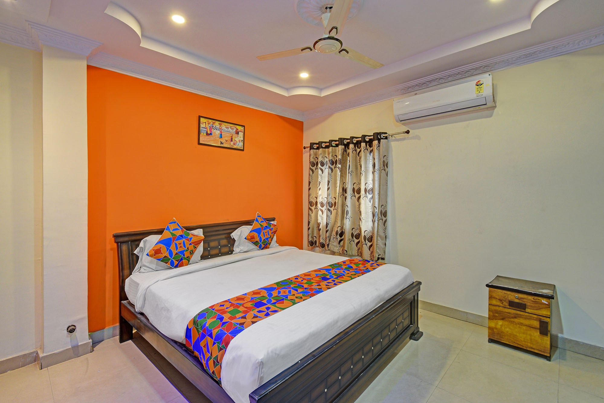 FabHotel Sri Balaji Grand - Tap to explore photos
