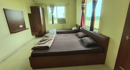 RAJ PALACE GAYA Room Type - Deluxe Ac Room RAJ PALACE GAYA Room Type - Deluxe Ac Room