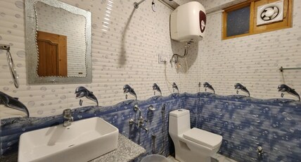 ARBN Retreat Room Type - Standard Room Attach bathroom