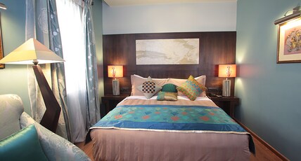 juSTa MG Road Room Type - Suite