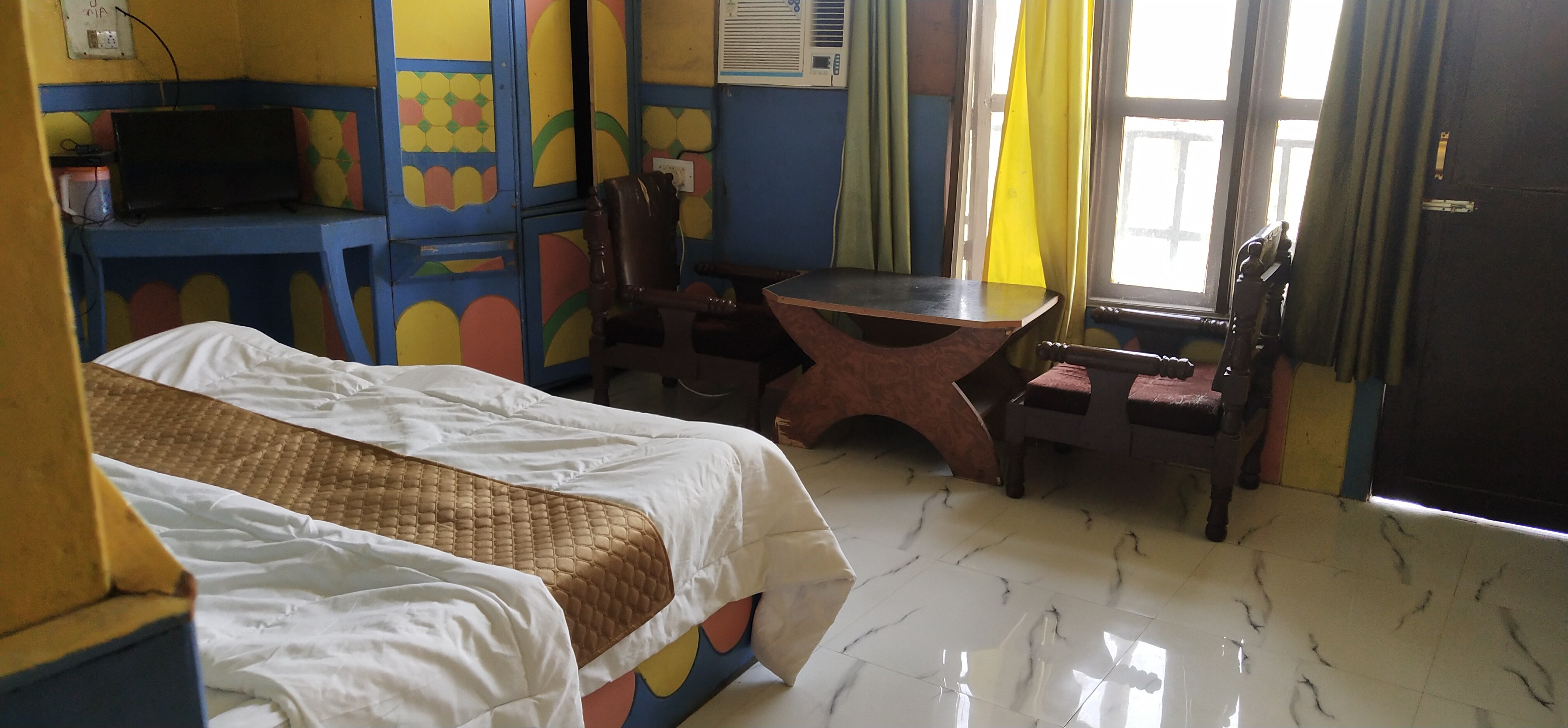 POOJA GUEST HOUSE - Tap to explore photos
