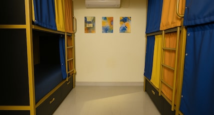 HosteLife Brookfield , By De Royale Hotels Room Type - Inspire Bed in 6 Bed Male Dormitory HosteLife Brookfield , By De Royale Hotels Room Type - Inspire Bed in 6 Bed Male Dormitory