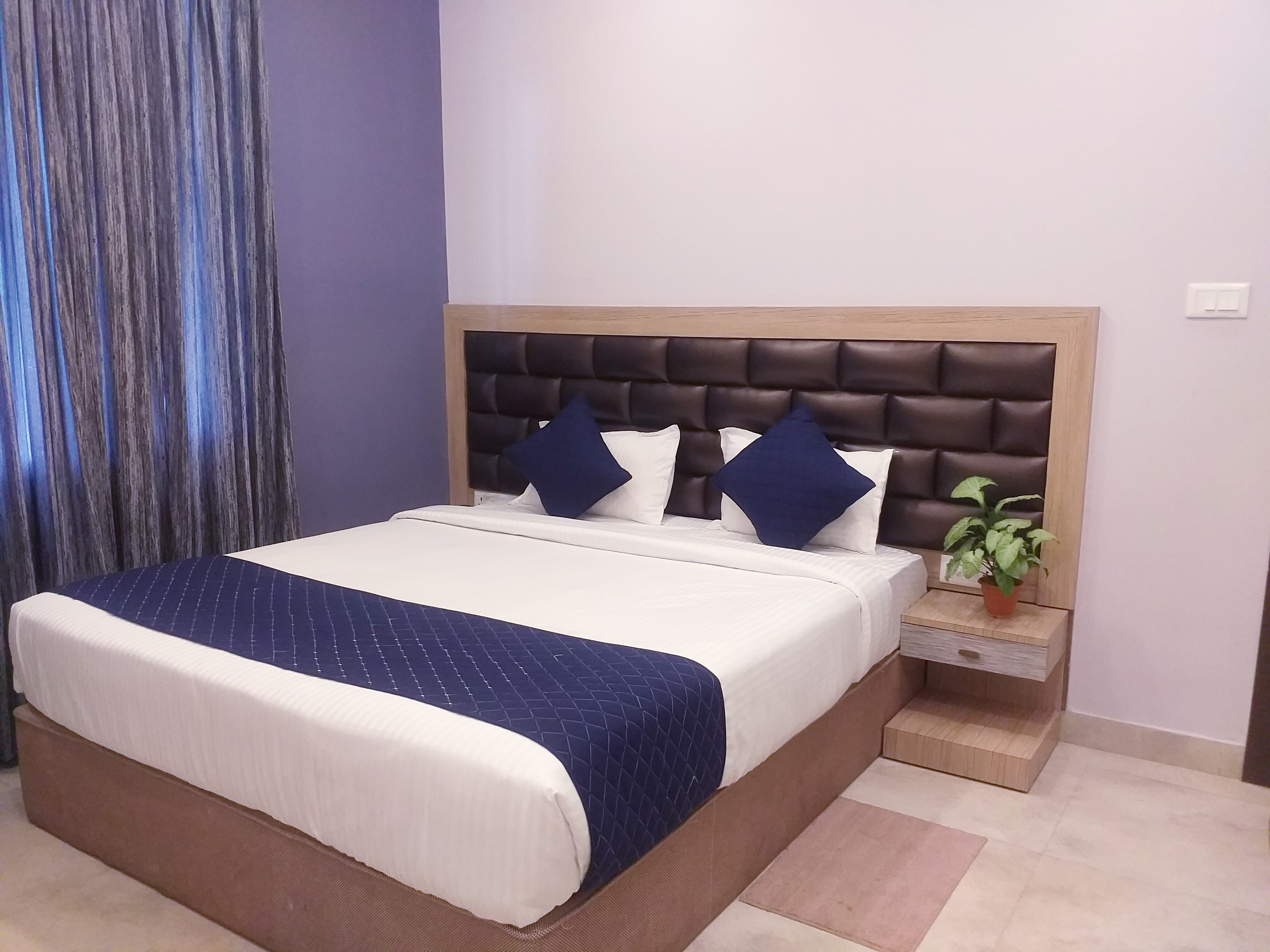 Hotel Panchanan - Tap to explore photos