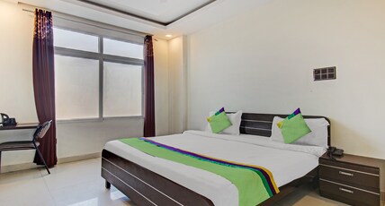 Treebo Silver Grand Room Type - Standard Room