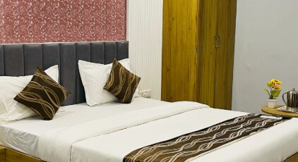Hotel Kanku Palace Room Type - Deluxe Ac