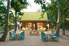 Coin De Mire Attitude	Mauritius