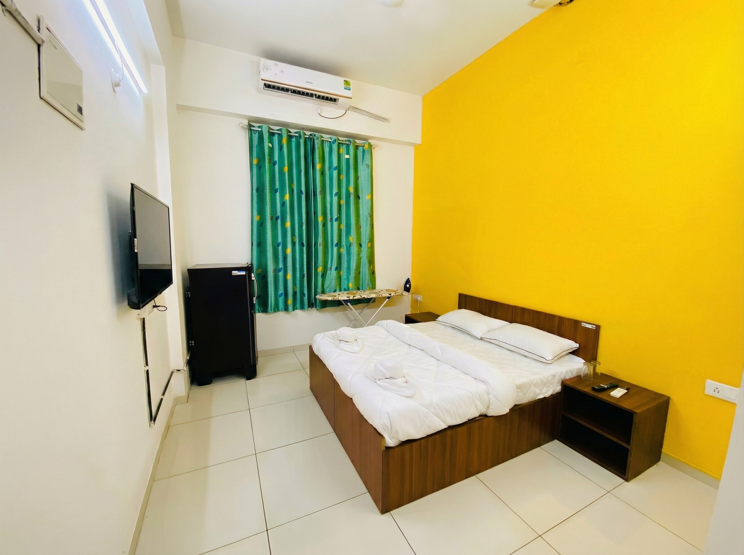 Stavy stay (Hinjewadi phase 2) - Tap to explore photos