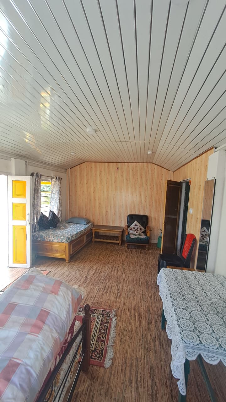 Coelogyne Homestay || Near Dowhill Forest - Tap to explore photos