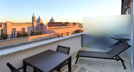 Best Western Plus Hotel Universo Room Type - 1 King Bed, Superior Room, Wi-Fi, TeaCoffee