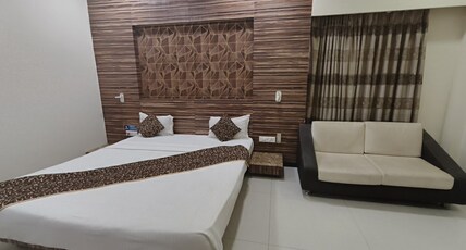 New Regal Palace Room Type - Premium Executive Suite Room New Regal Palace Room Type - Premium Executive Suite Room