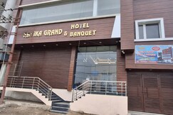 RAVIKA GRAND HOTEL AND BANQUET