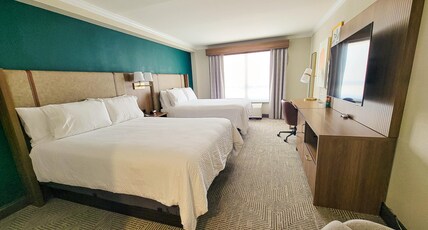 Holiday Inn Macon North, an IHG Hotel Room Type - 2 Queen Beds Standard