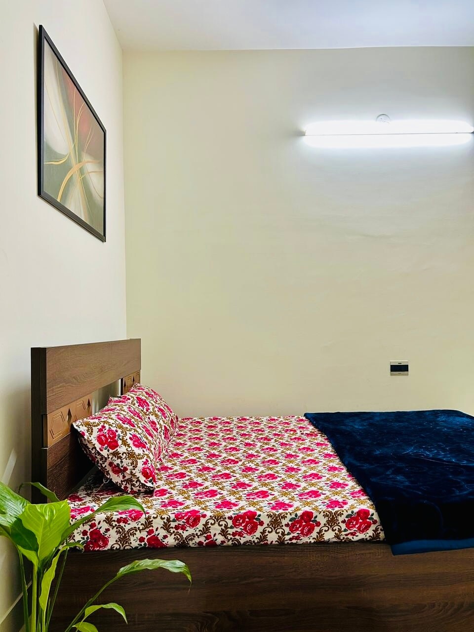 Stayeasy Dogwood The Classy 3BHK on 18th Floor - Tap to explore photos
