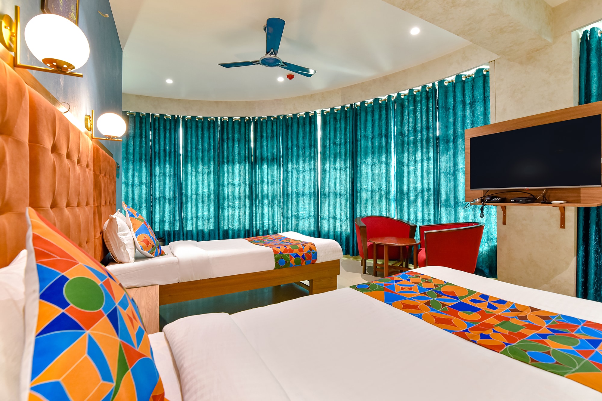Fabhotel Siddharth Corporate - Tap to explore photos
