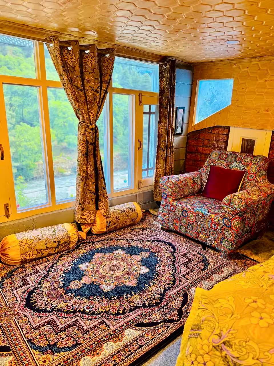 The Local Cottage- Entire 3BHK Riverfront Cottage - Tap to explore photos