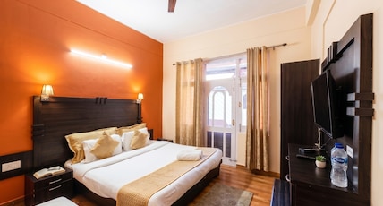 HOTEL UDAY PALACE NEAR NARSINGH TEMPLE - JOSHIMATH Room Type - Deluxe Room HOTEL UDAY PALACE NEAR NARSINGH TEMPLE - JOSHIMATH Room Type - Deluxe Room