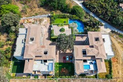 Ivory House by Ebonystays