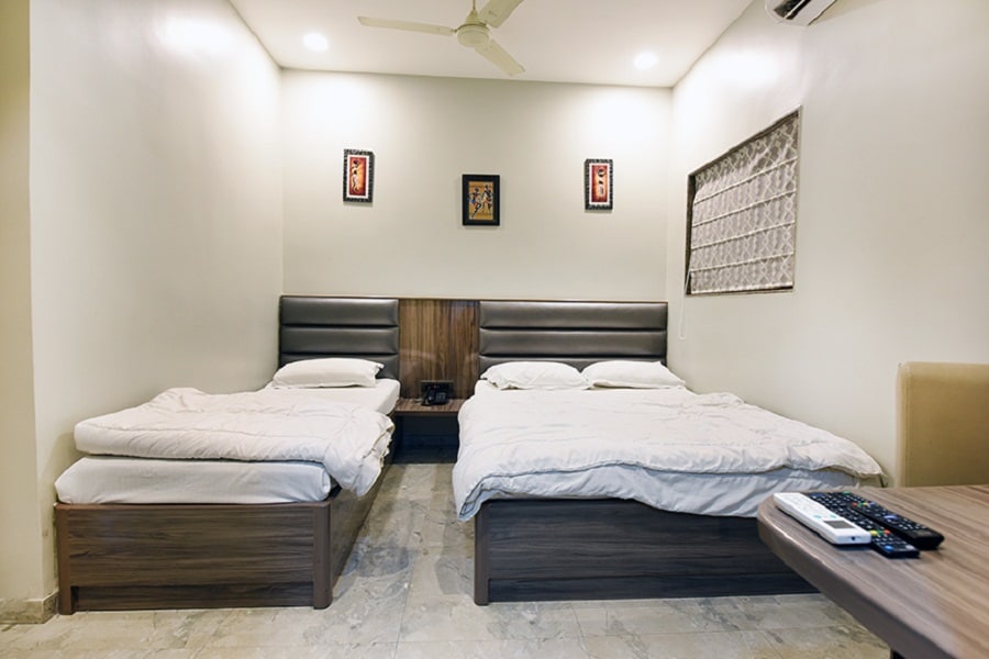 Hotel Aafreen - Tap to explore photos