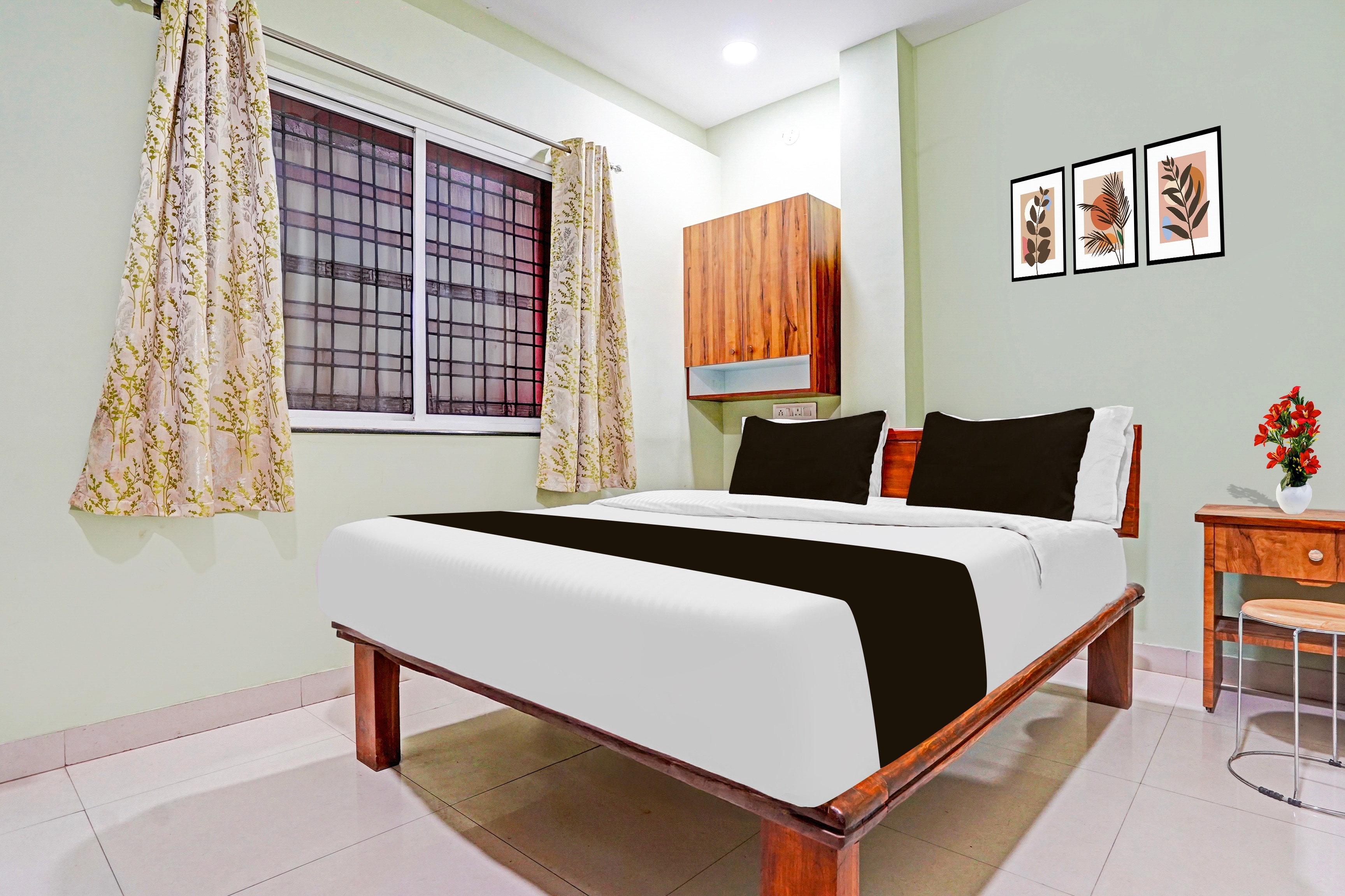 Super Hotel O Dighori Nagpur - Tap to explore photos