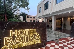 HOTEL BATRA CONTINENTAL