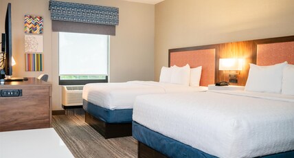 Hampton Inn by Hilton GONZALES Room Type - 2 QUEEN BEDS NONSMOKING