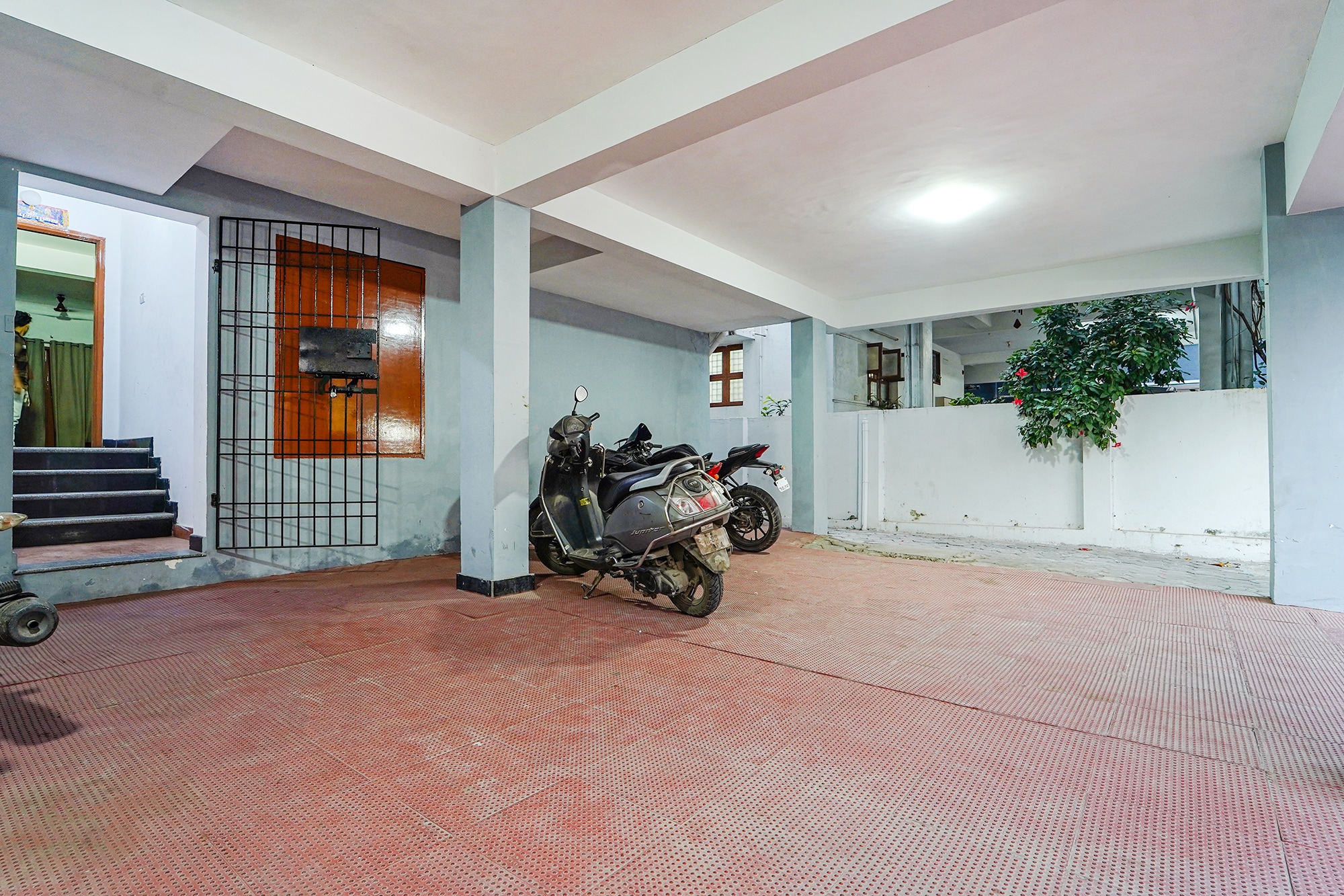 FabHotel Harma Residency - near Velachery Railway station - Tap to explore photos