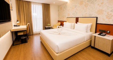 Pride Premier Greater Noida Room Type - Delxue Room Pride Premier Greater Noida Room Type - Delxue Room