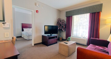 Homewood Suites by Hilton Bloomington Room Type - 1KG MOB HEA ACC TUB STE NS