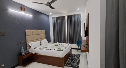 Forest Abode Room Type - Deluxe King Room with Balcony