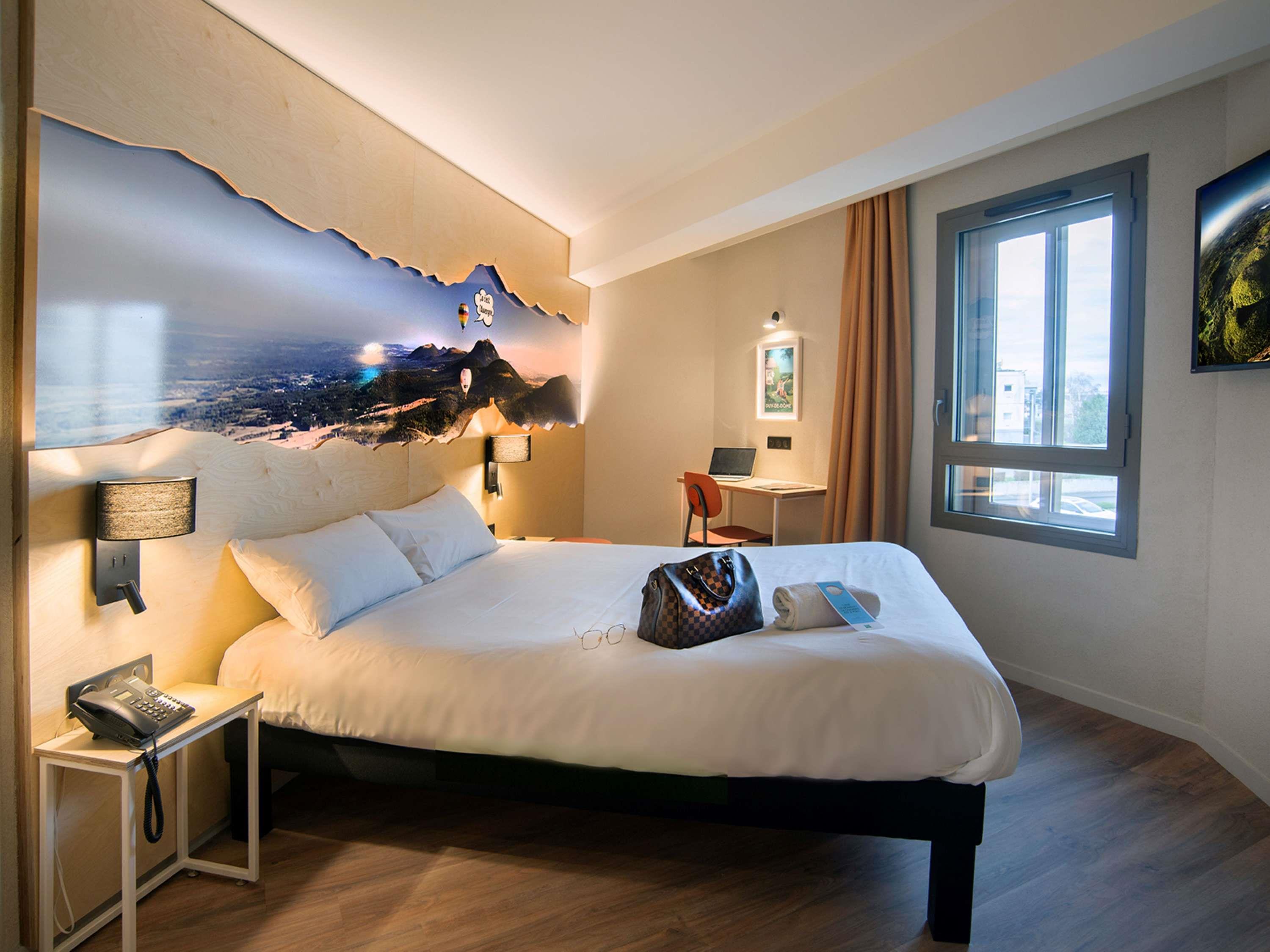 ibis Styles Clermont-Ferrand Le Br - Tap to explore photos