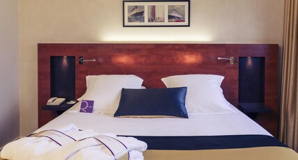 undefined Room Type - Privilege Room with one large bed