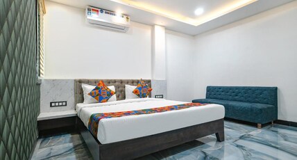 Hotel Stay well,Pithampur Room Type - Deluxe Ac