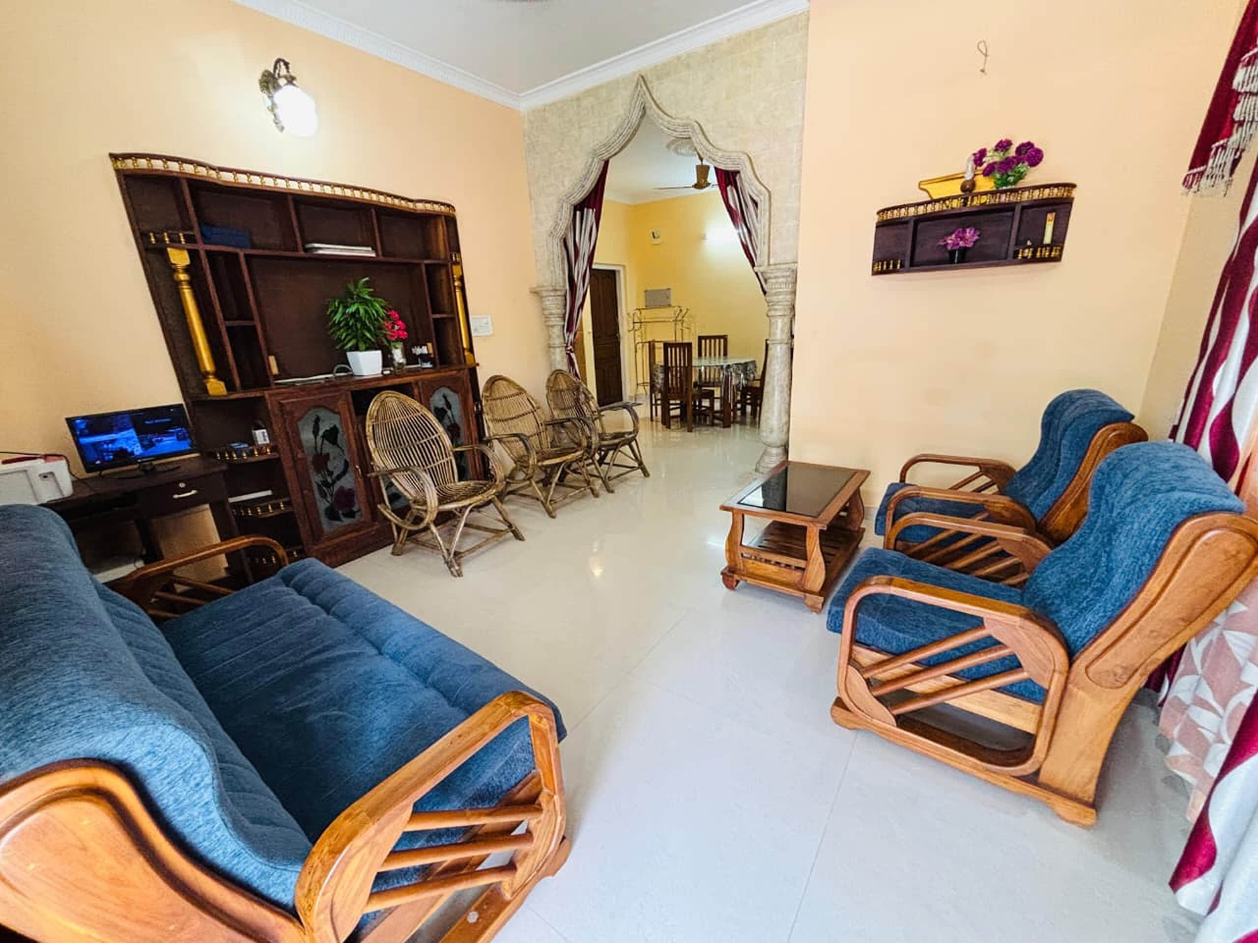 Mist valley Munnar 4BHK Upper Floor - Tap to explore photos