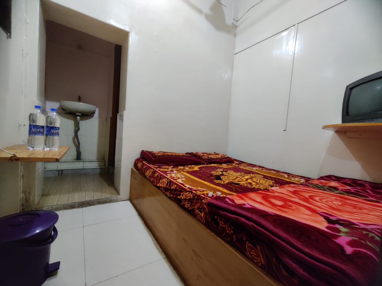 Shree Nembeshwar Guest House Sanderao - Tap to explore photos