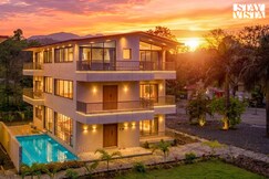 StayVista at Mount Bliss